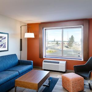 Queen Suite Two Queen Beds